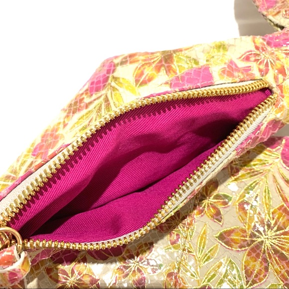 Hobo Python Shimmer Hibiscus - Picture 5 of 10